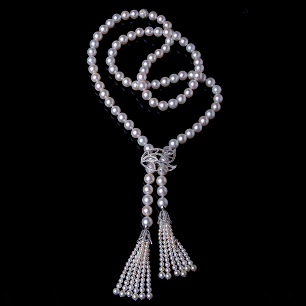 Ожерелье из жемчуга с бриллиантами