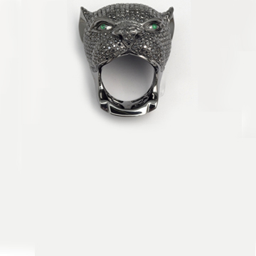 Кольцо Пантера с черными бриллиантами